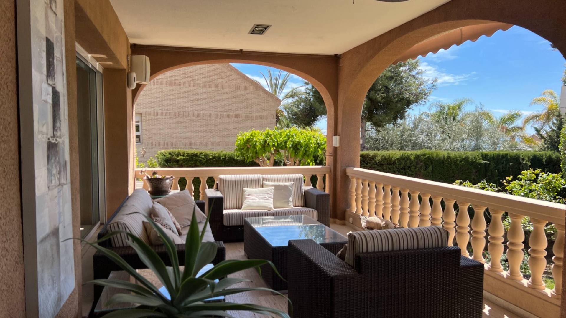 Second hand - Independent villa - Alicante - Cabo de las Huertas