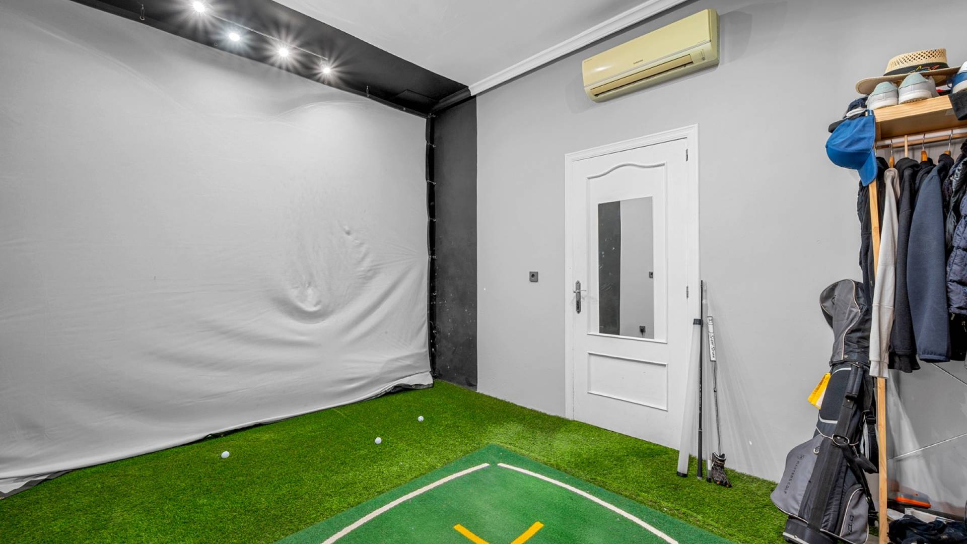 Second hand - Independent villa - Almoradi - Las Heredades