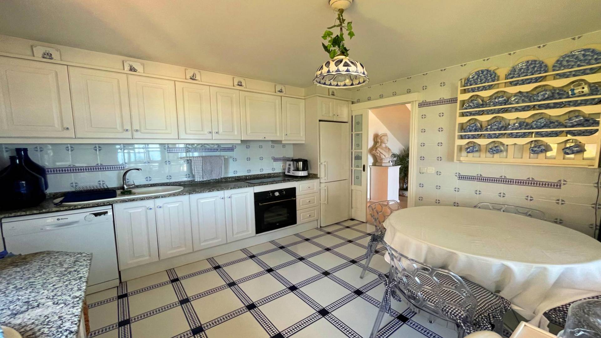 Second hand - Independent villa - Arenales del Sol - Platja de l'Arenal