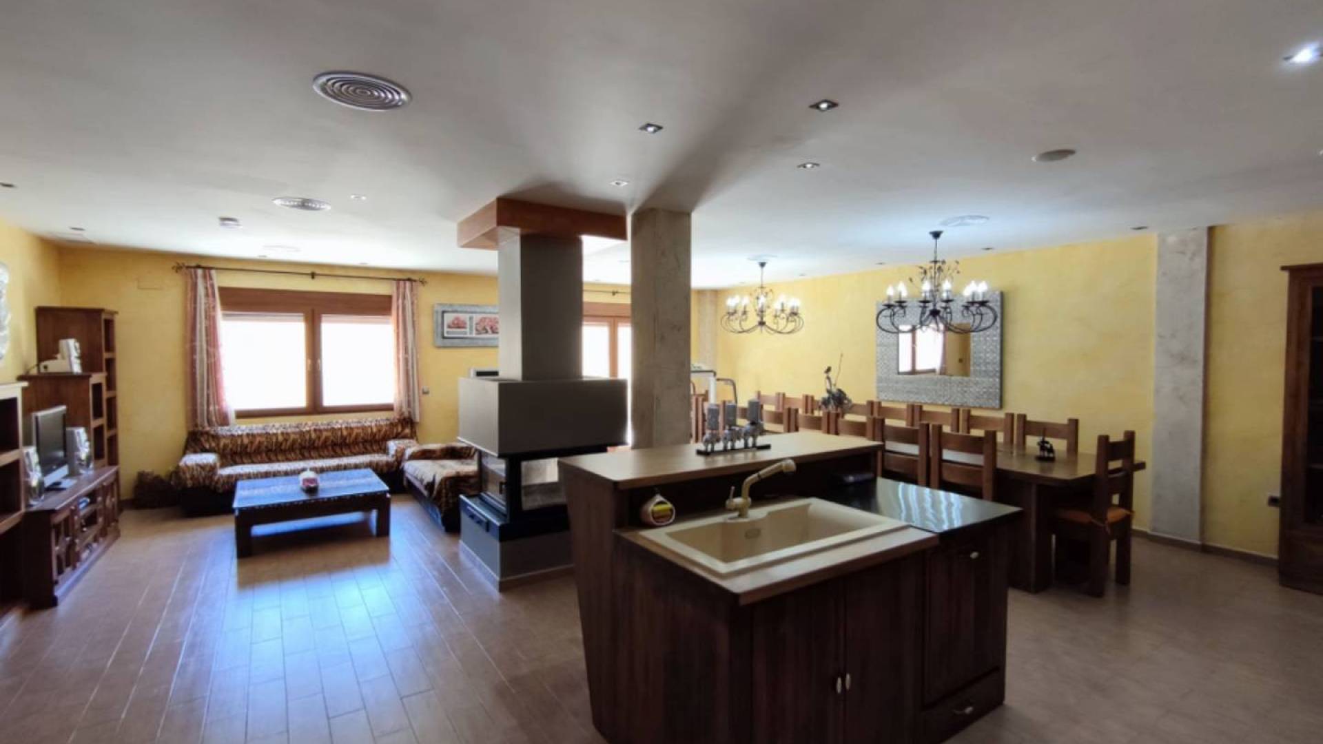 Second hand - Independent villa - Aspe