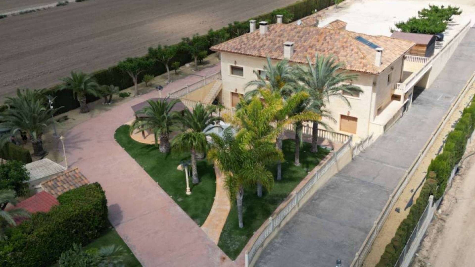 Second hand - Independent villa - Aspe