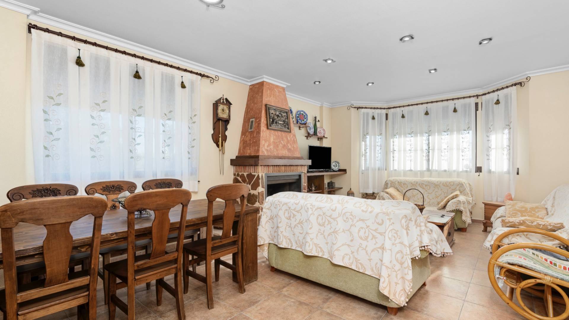 Second hand - Independent villa - Beniel - Carretera de Beniel