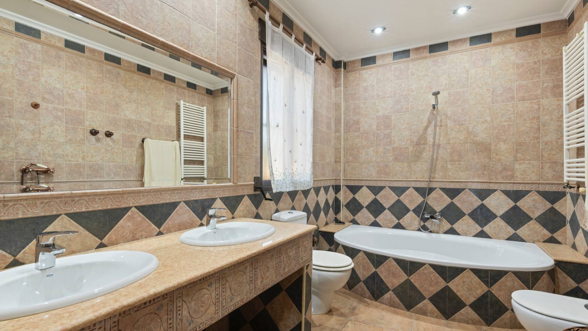 Second hand - Independent villa - Beniel - Carretera de Beniel