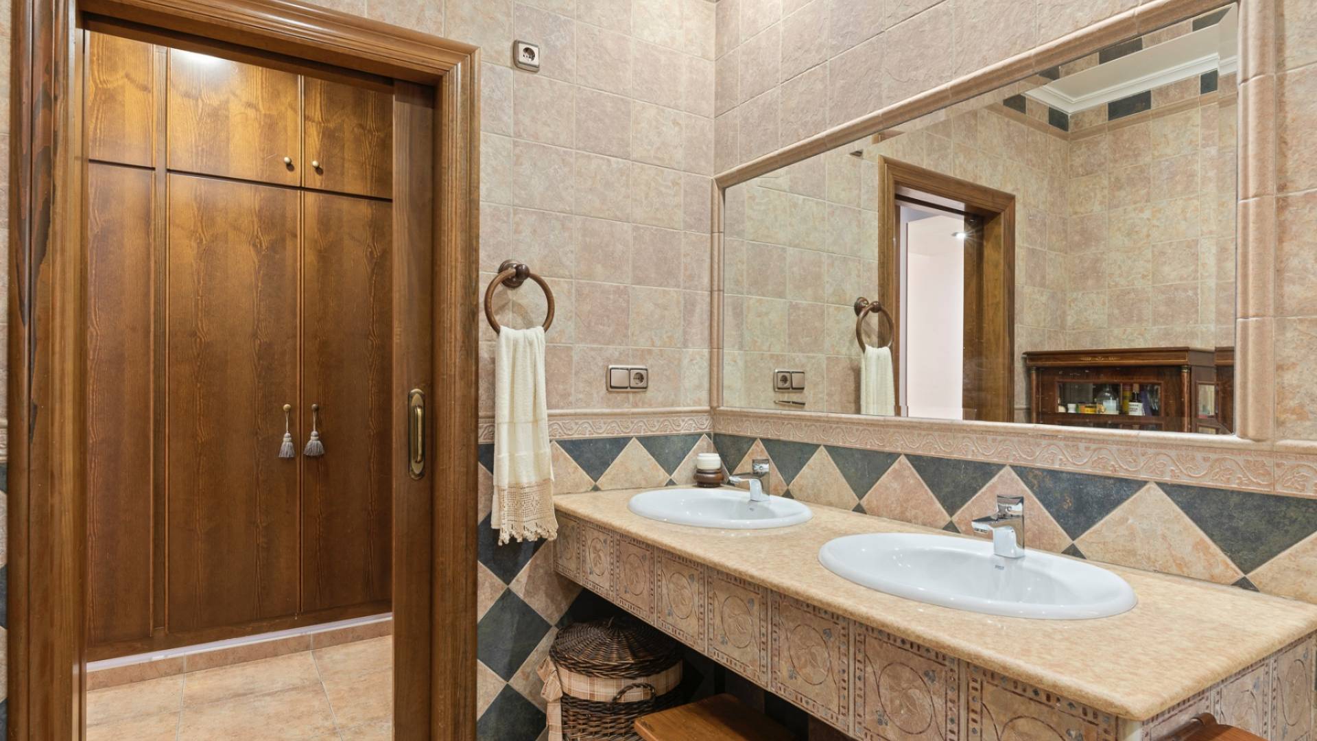 Second hand - Independent villa - Beniel - Carretera de Beniel