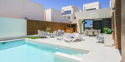 Second hand - Independent villa - Benijofar - Center