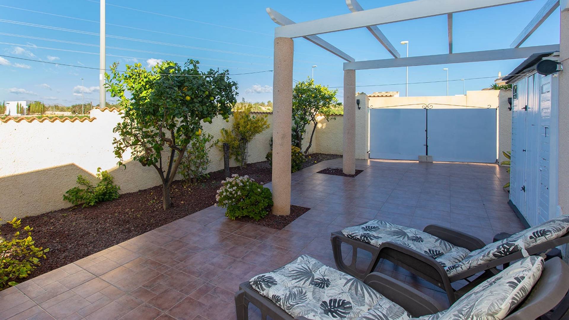Second hand - Independent villa - Benijofar - Center