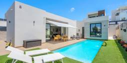 Second hand - Independent villa - Benijofar - Center