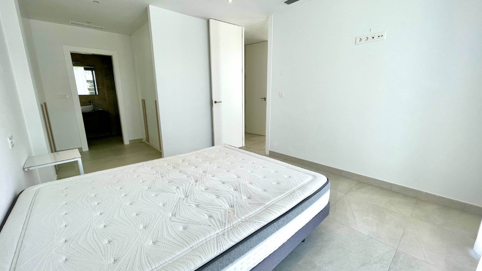 Second hand - Independent villa - Benijofar