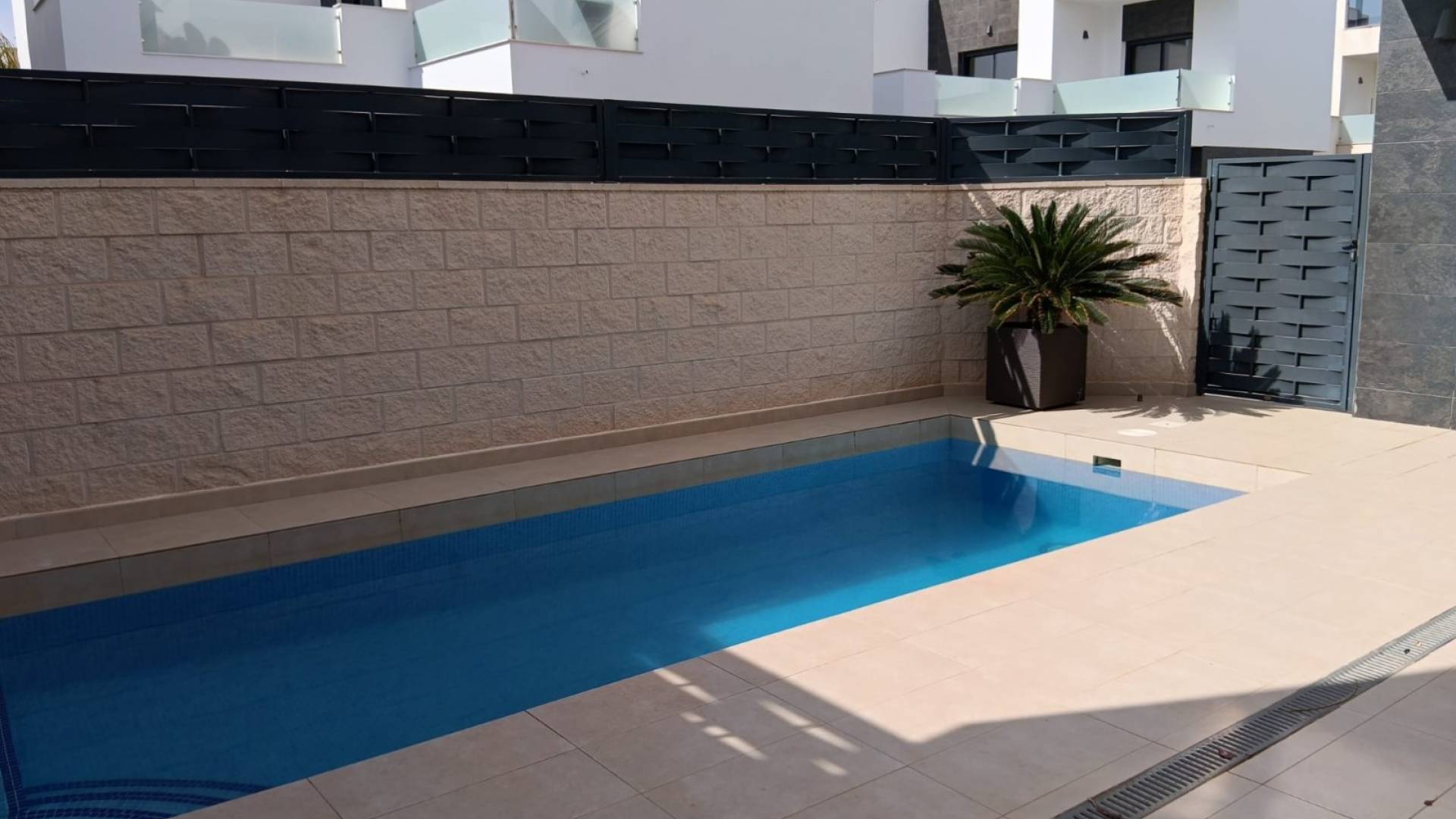 Second hand - Independent villa - Benijofar