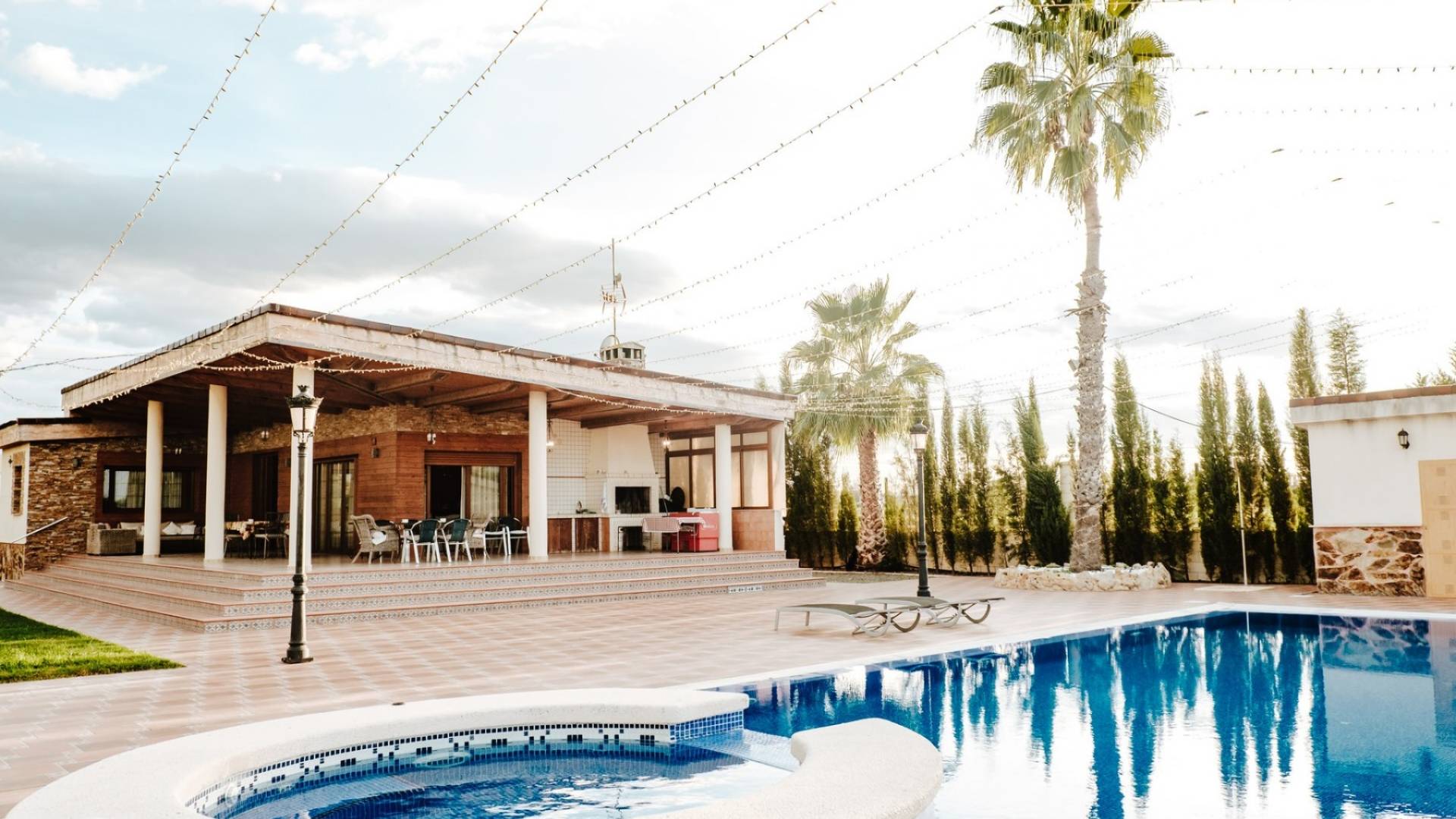 Second hand - Independent villa - Catral