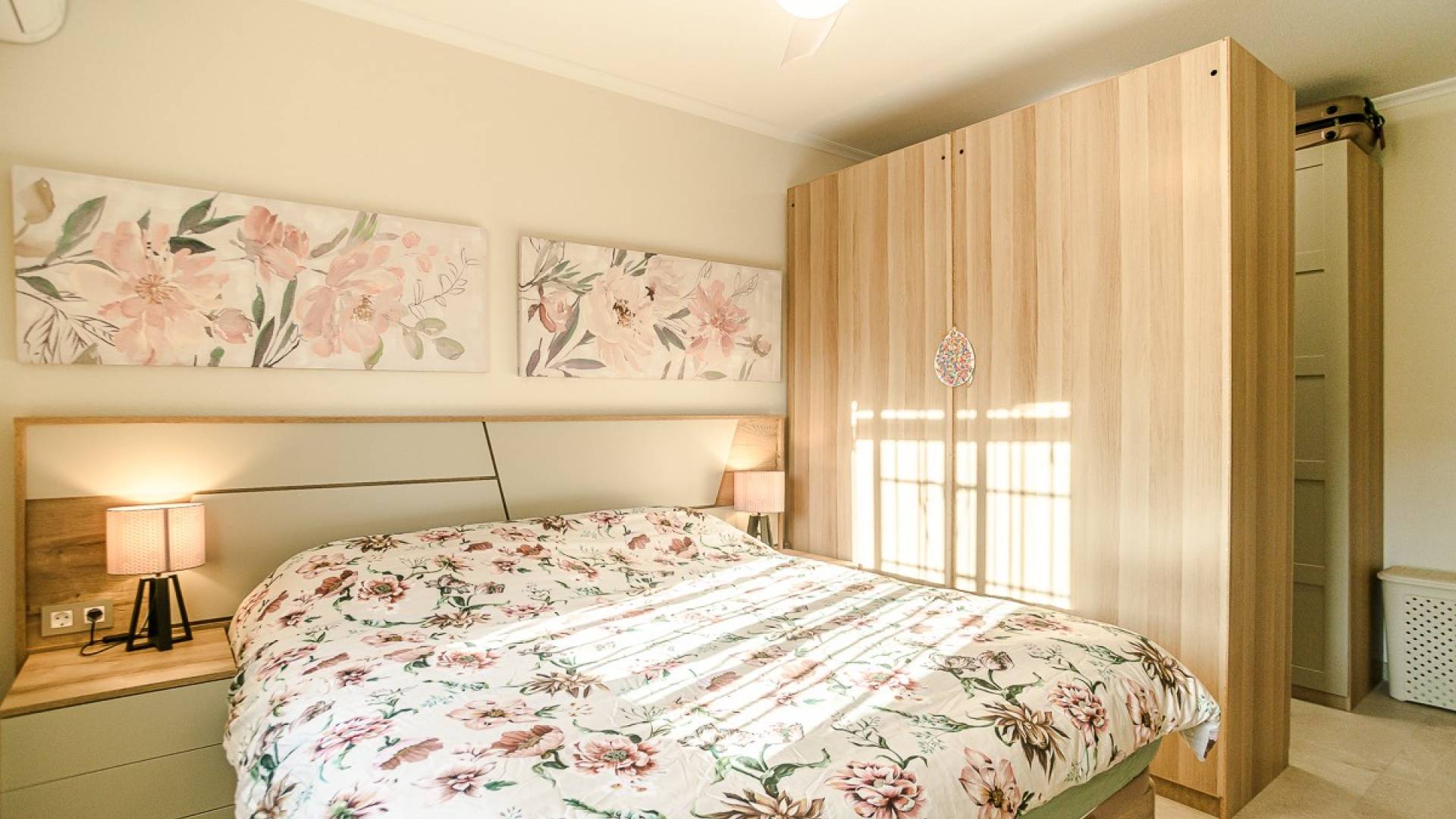 Second hand - Independent villa - Catral