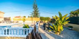 Second hand - Independent villa - Catral