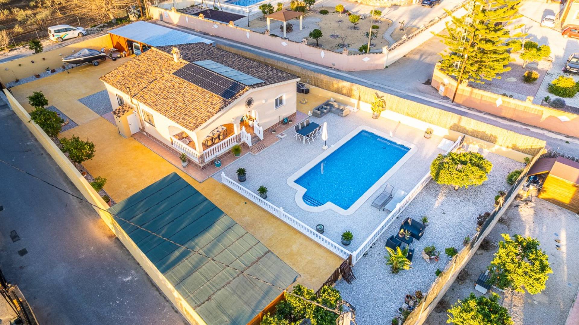 Second hand - Independent villa - Catral