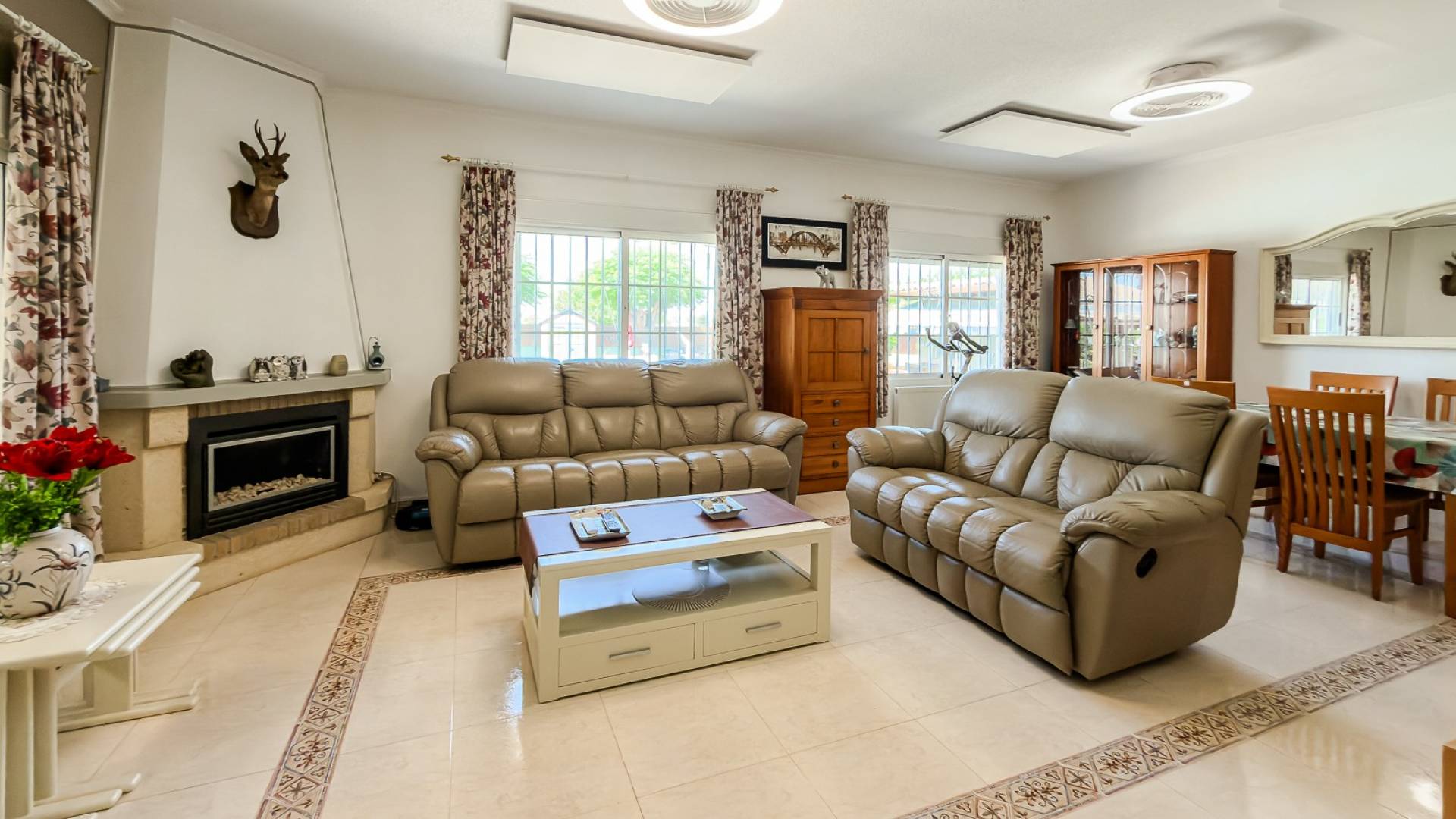 Second hand - Independent villa - Catral