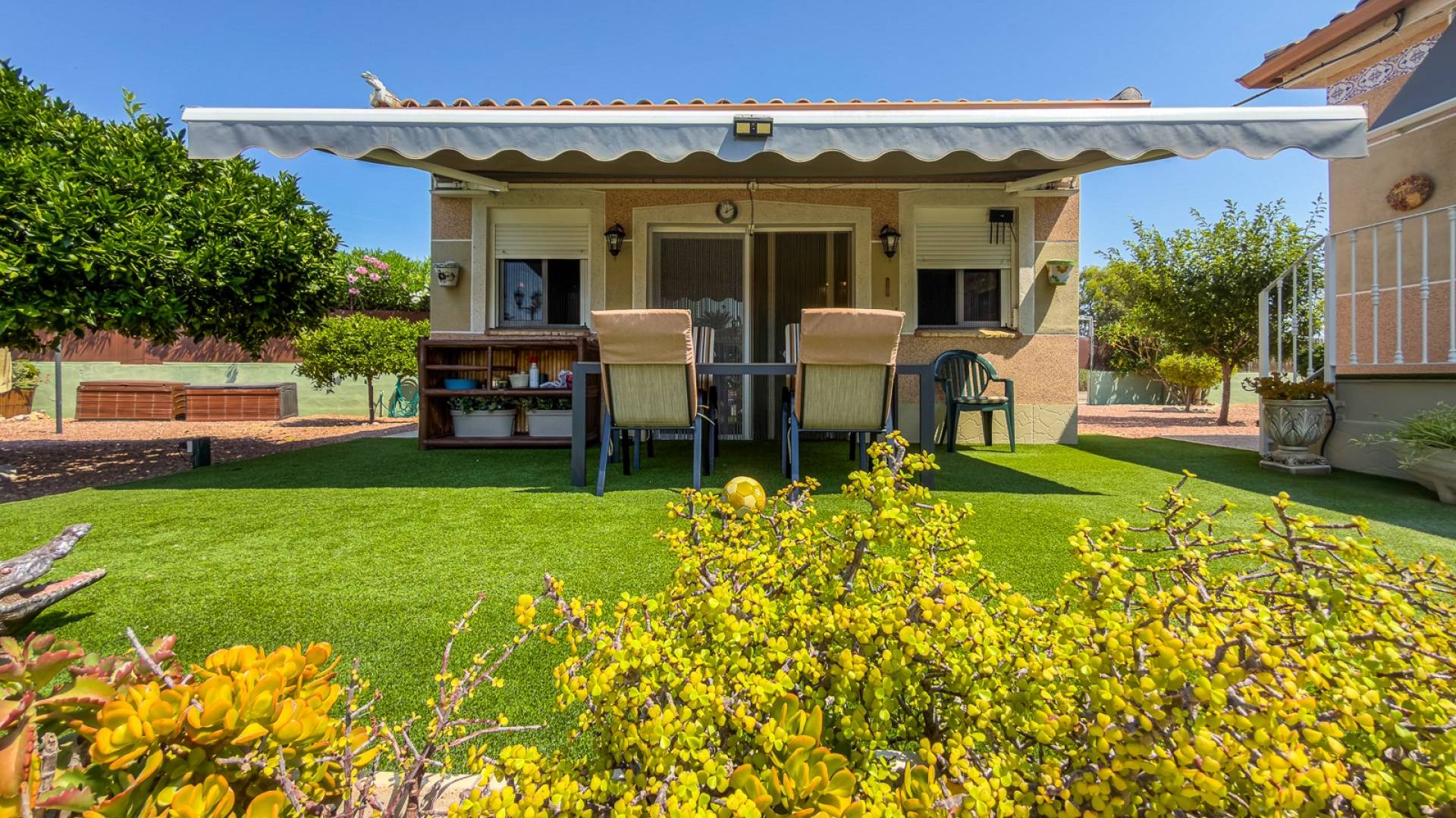 Second hand - Independent villa - Catral