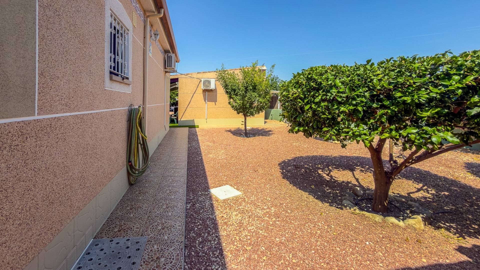 Second hand - Independent villa - Catral