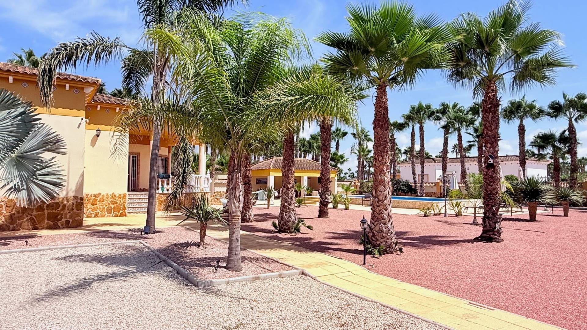 Second hand - Independent villa - Catral
