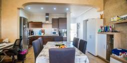 Second hand - Independent villa - Catral