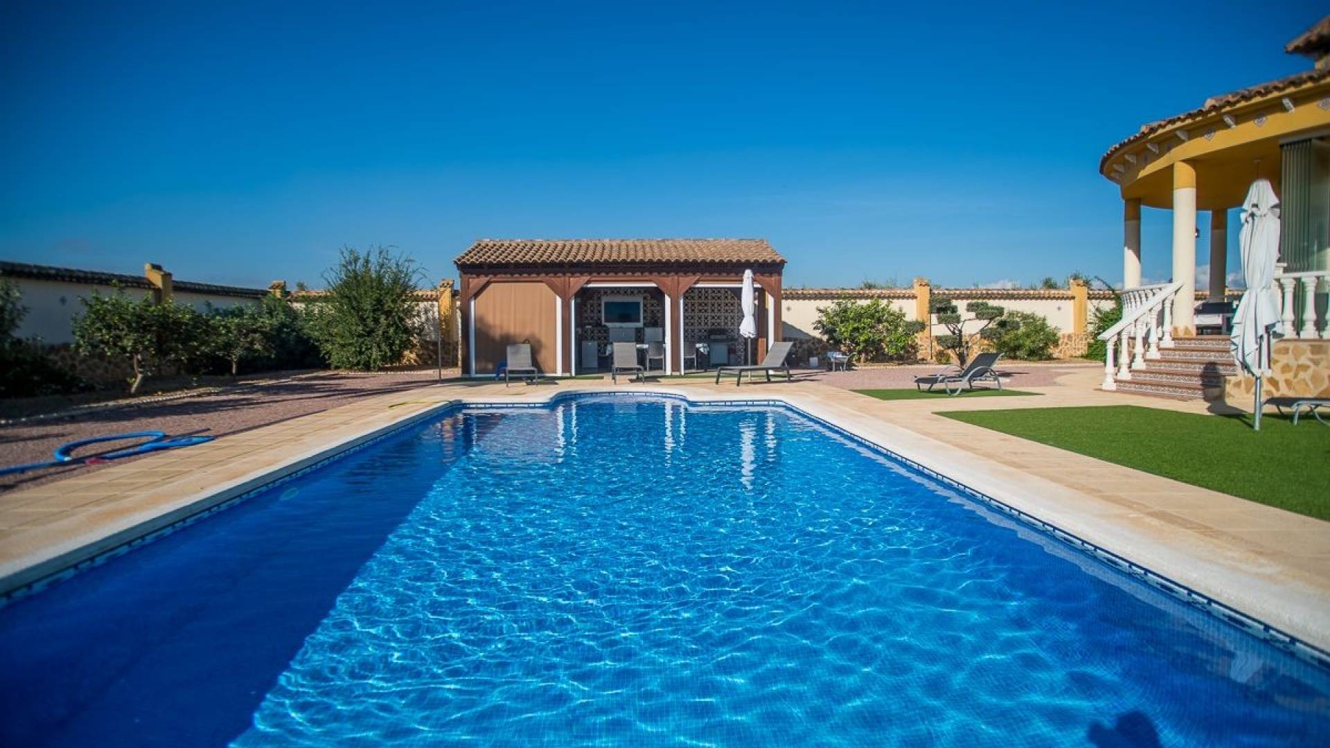 Second hand - Independent villa - Catral