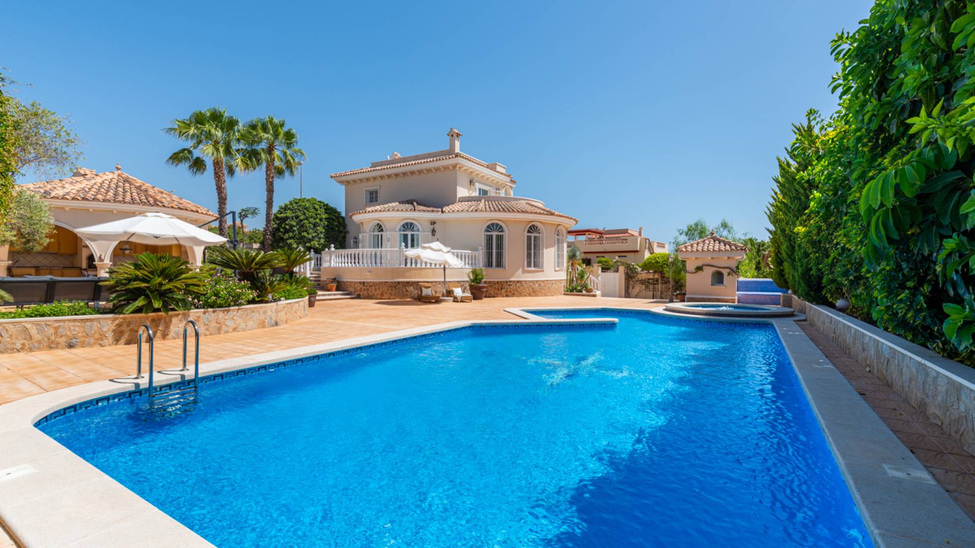 Second hand - Independent villa - Ciudad Quesada