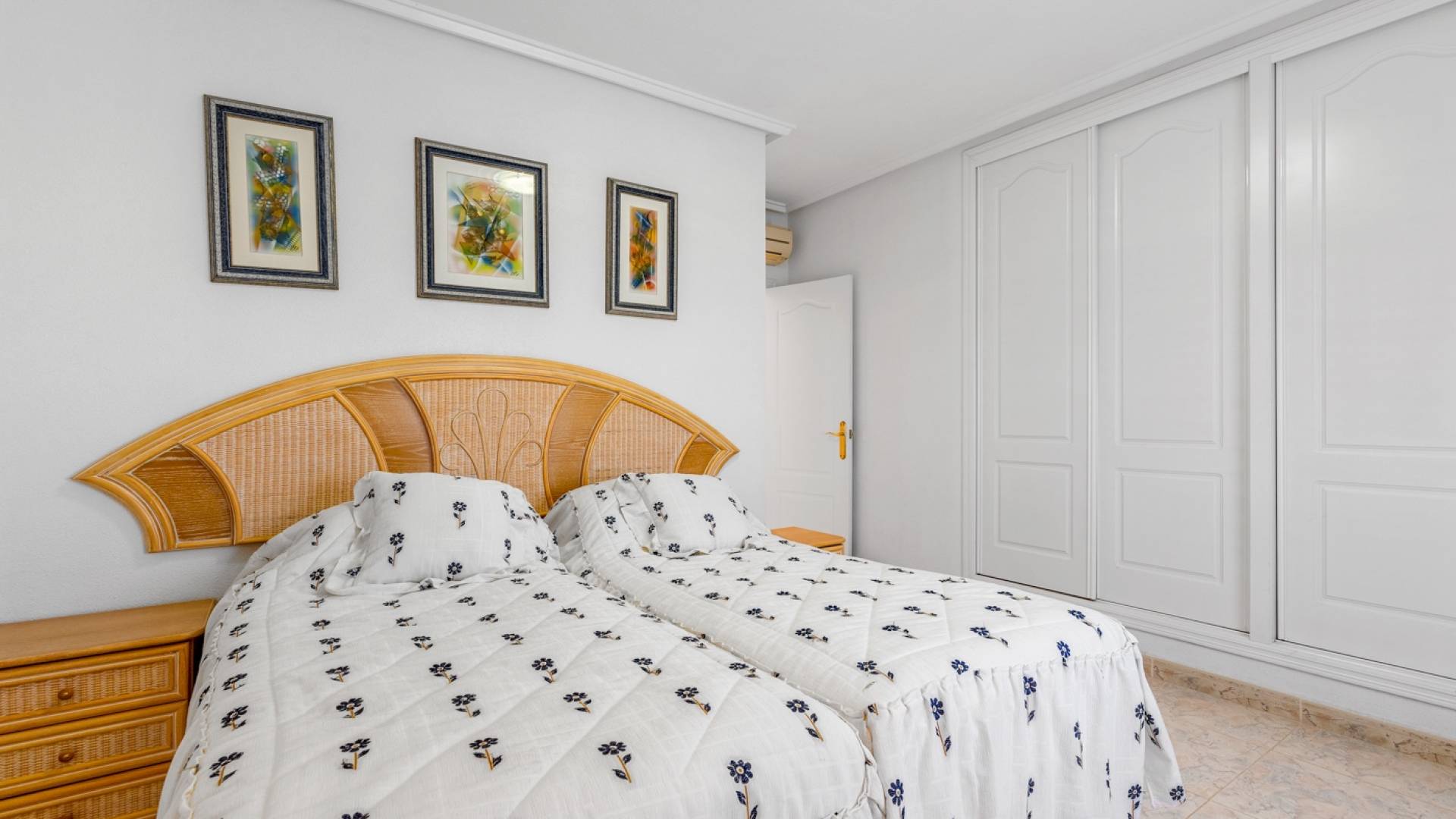 Second hand - Independent villa - Ciudad Quesada