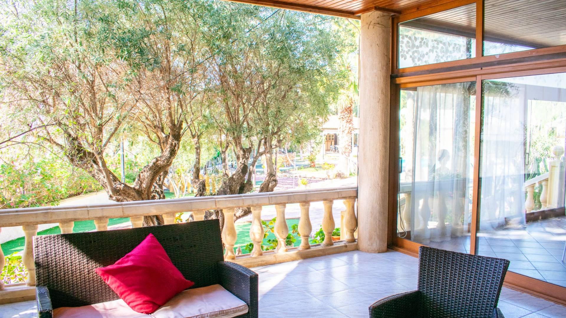 Second hand - Independent villa - Crevillente