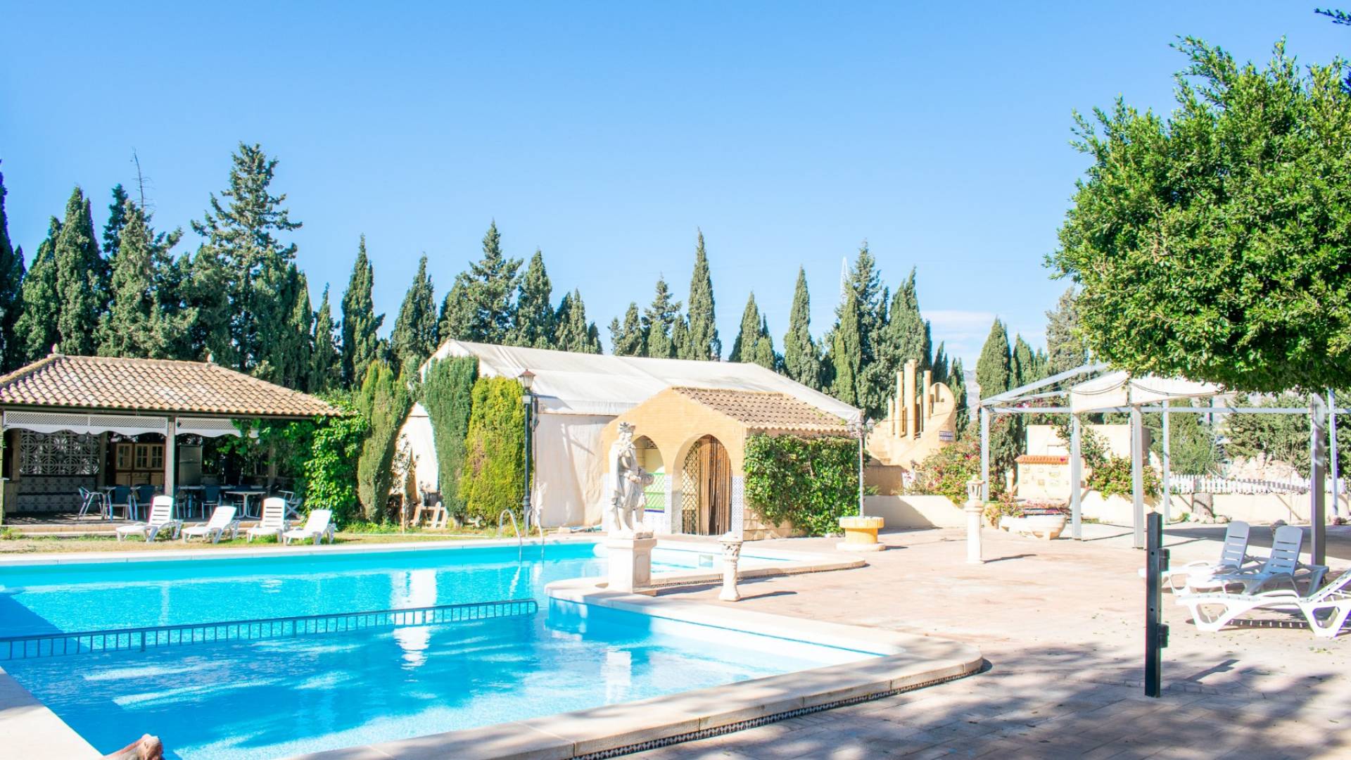 Second hand - Independent villa - Crevillente