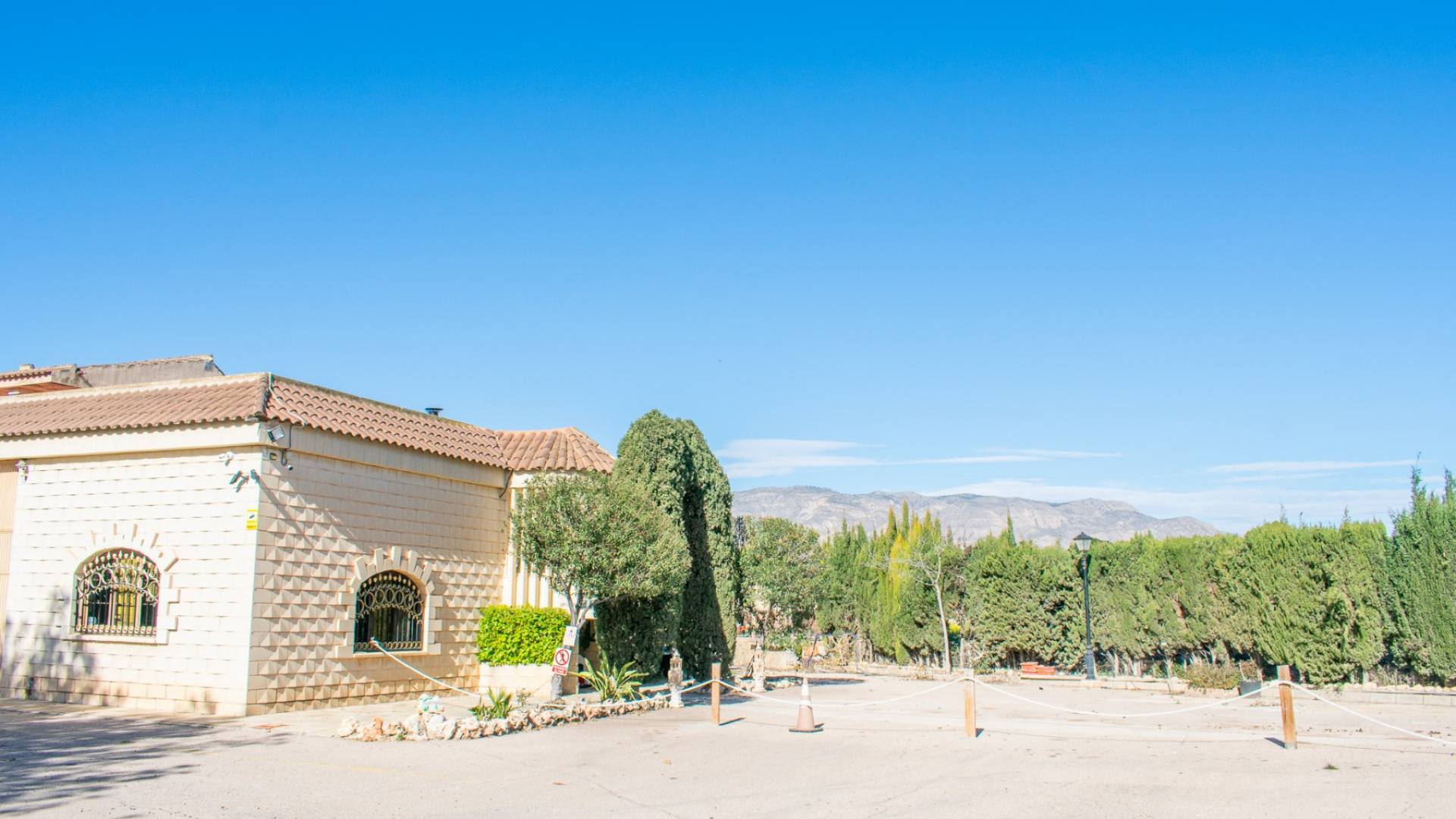 Second hand - Independent villa - Crevillente