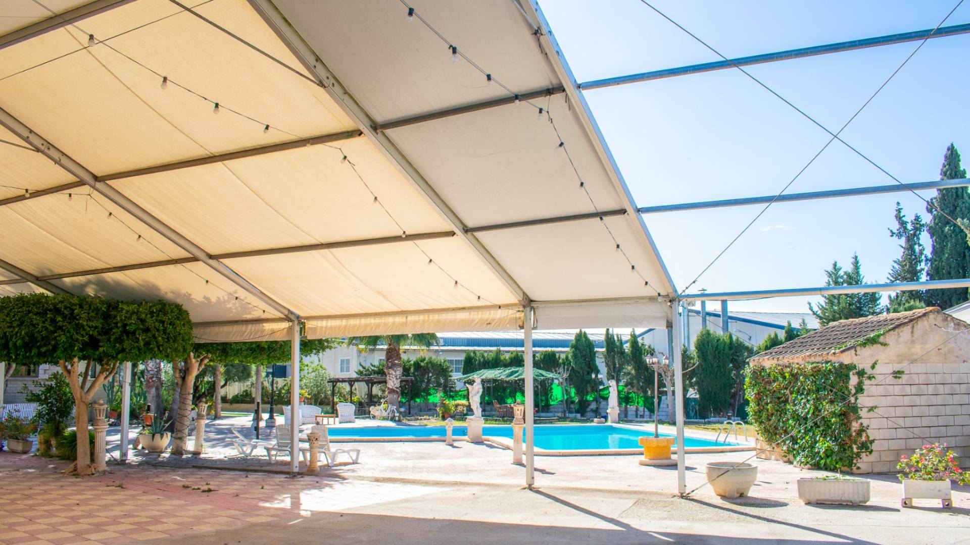 Second hand - Independent villa - Crevillente