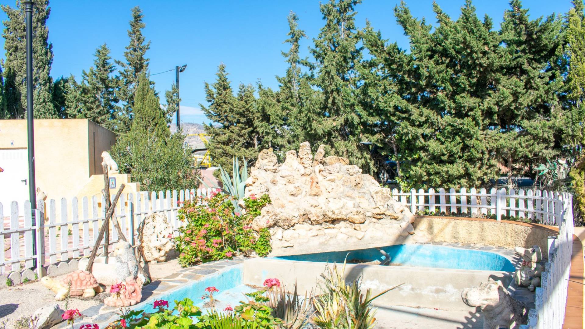 Second hand - Independent villa - Crevillente