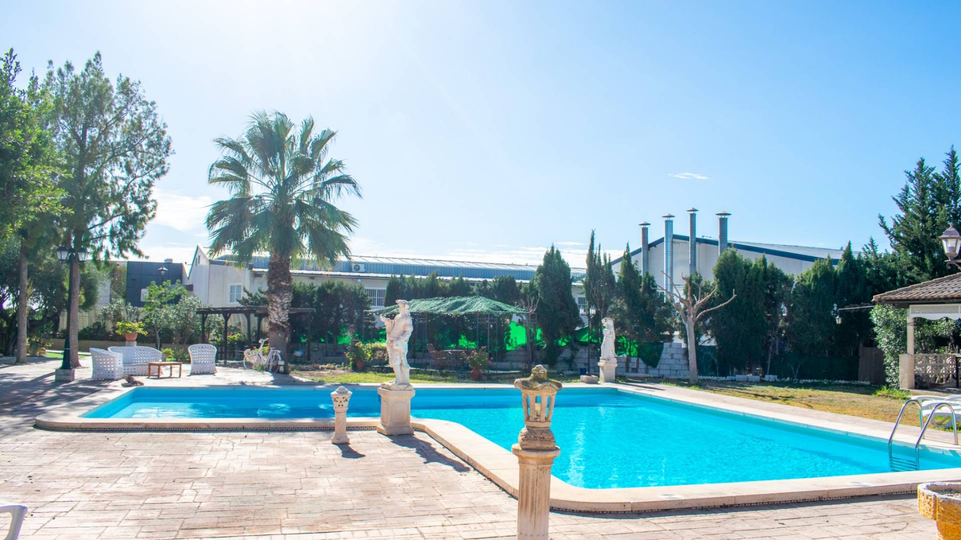 Second hand - Independent villa - Crevillente