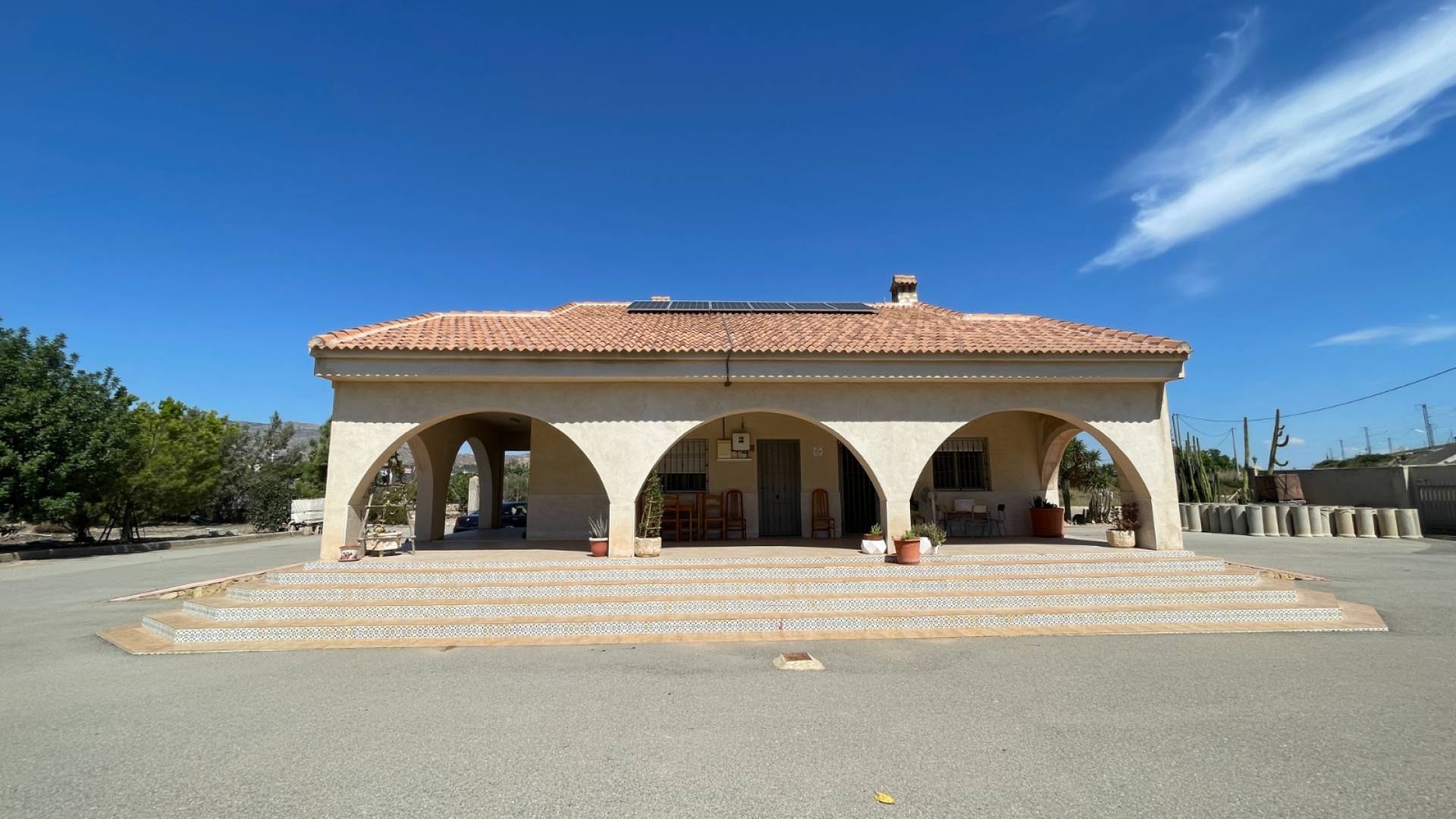 Second hand - Independent villa - Crevillente