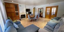Second hand - Independent villa - Crevillente