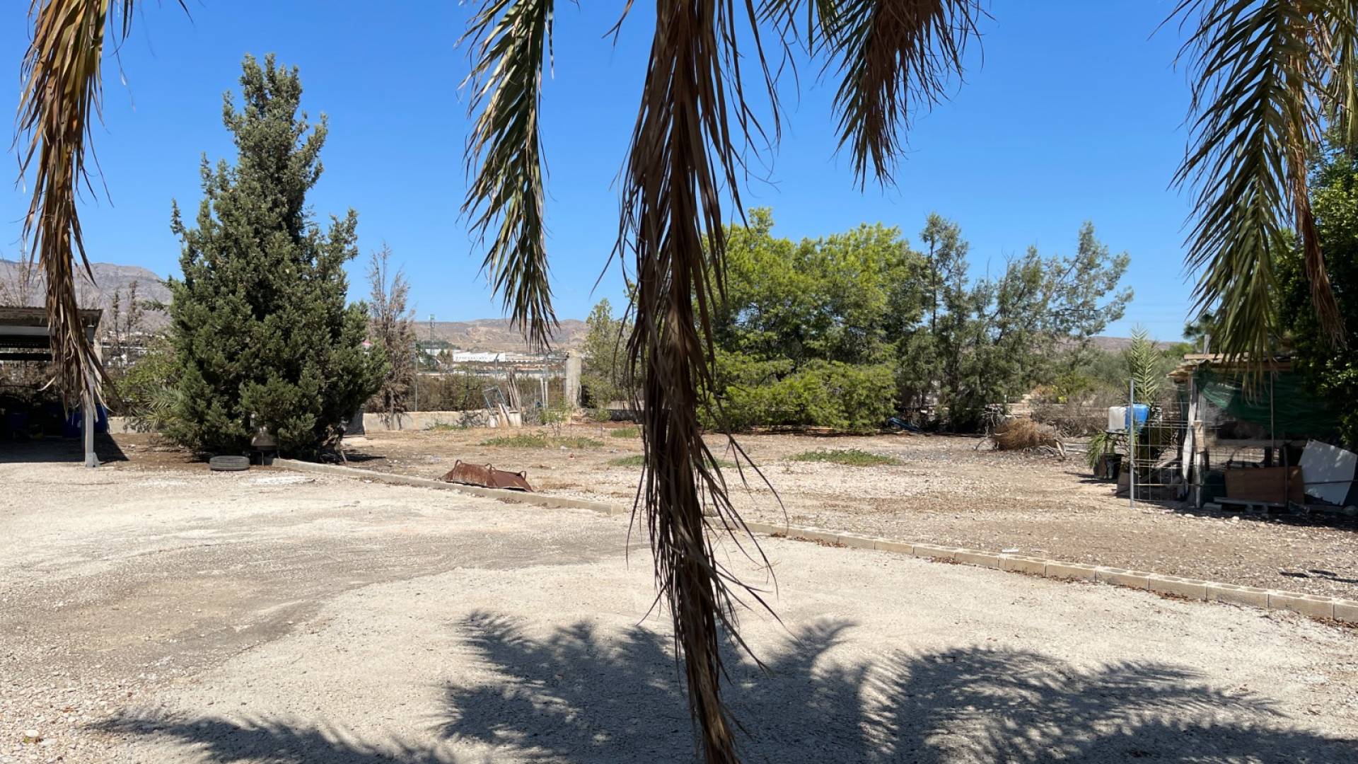 Second hand - Independent villa - Crevillente