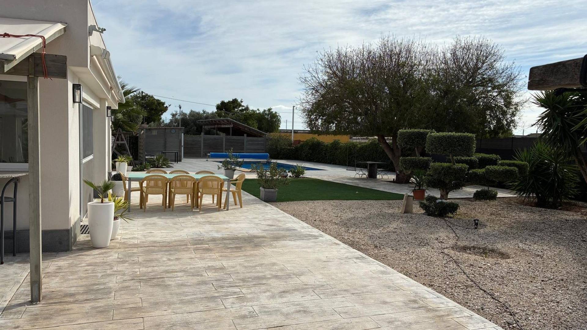Second hand - Independent villa - Crevillente