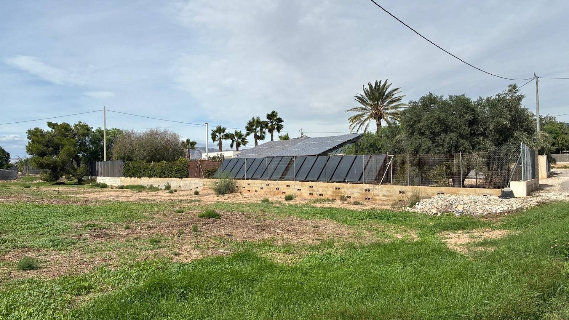 Second hand - Independent villa - Crevillente