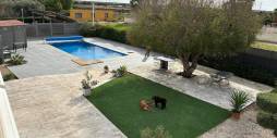 Second hand - Independent villa - Crevillente