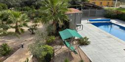 Second hand - Independent villa - Crevillente