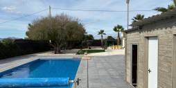 Second hand - Independent villa - Crevillente