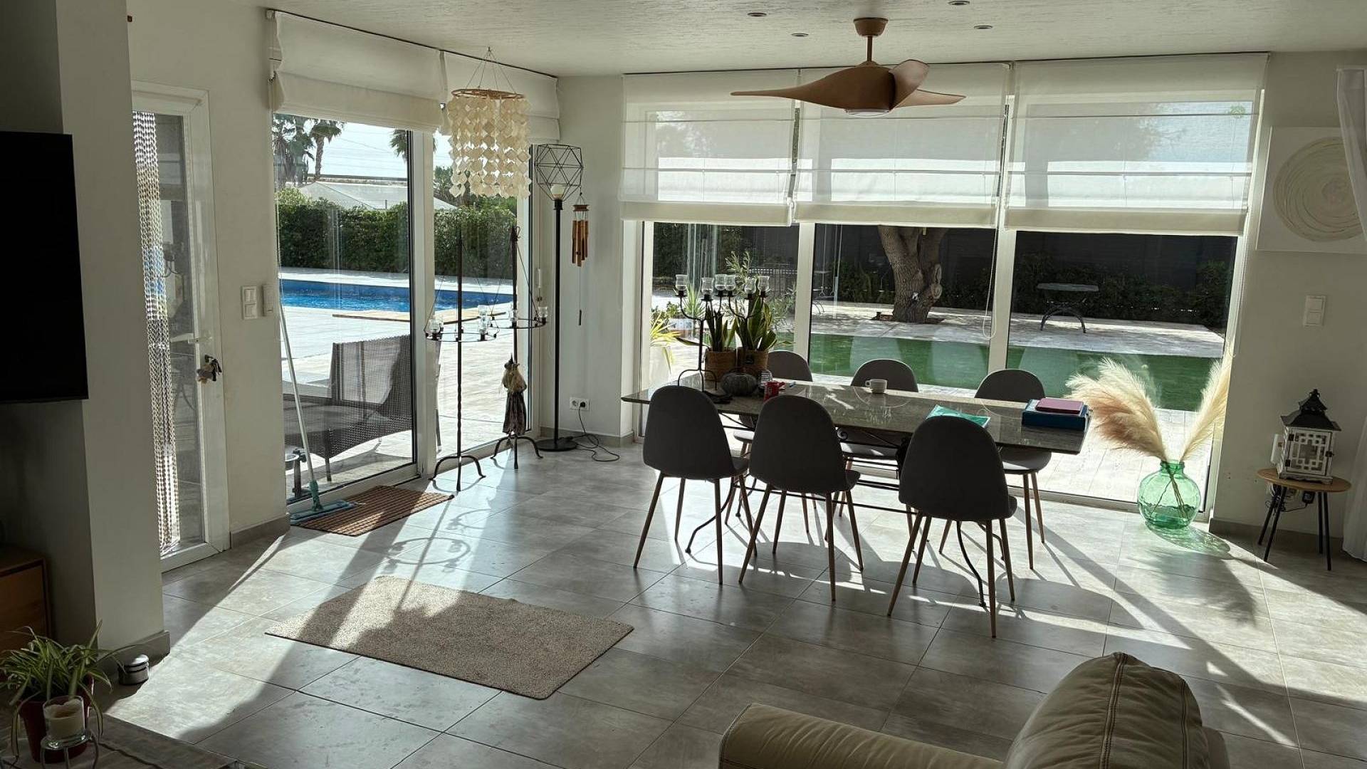 Second hand - Independent villa - Crevillente