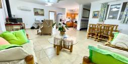 Second hand - Independent villa - Daya Nueva