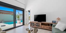 Second hand - Independent villa - Daya Nueva