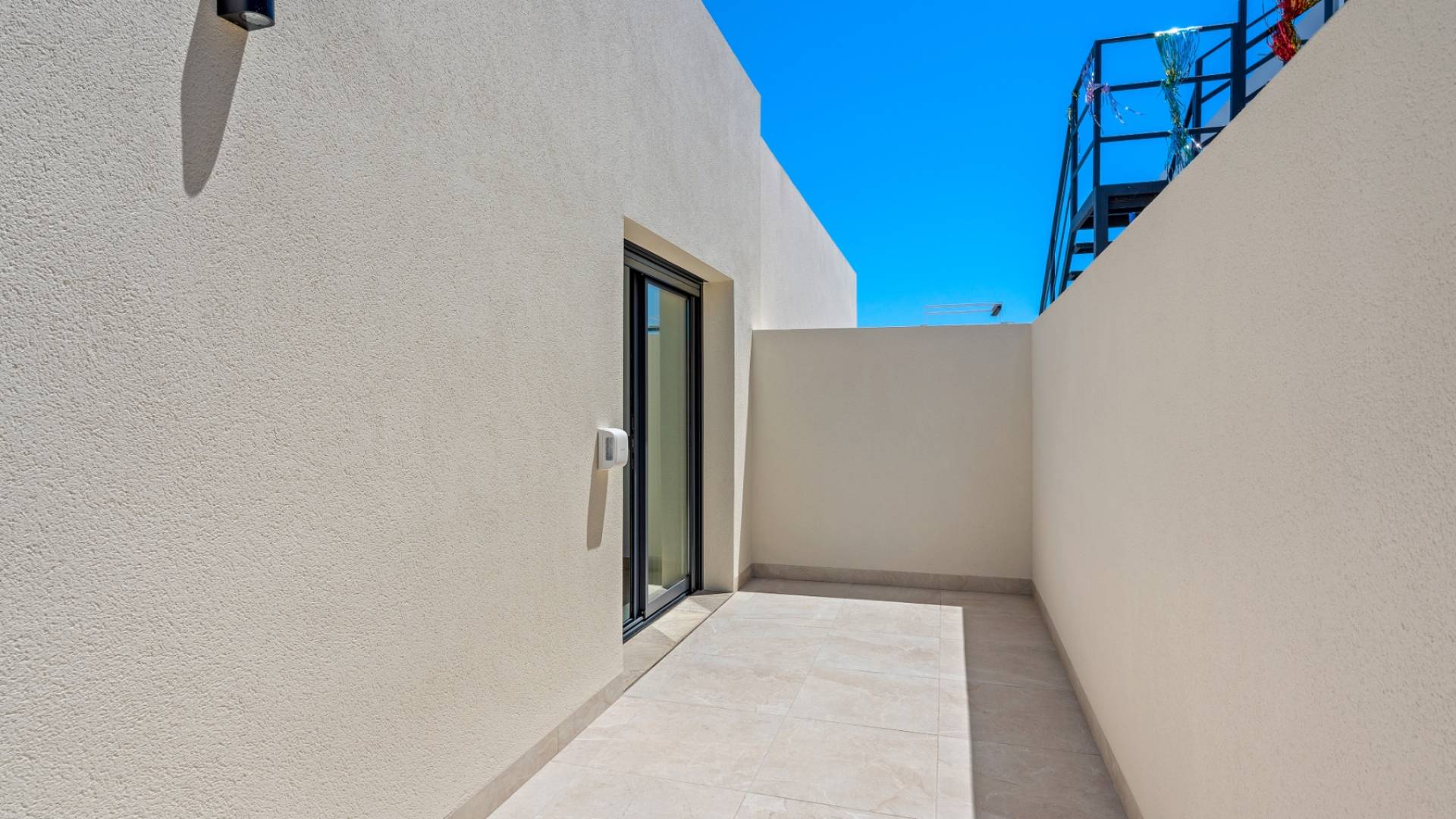 Second hand - Independent villa - Daya Nueva