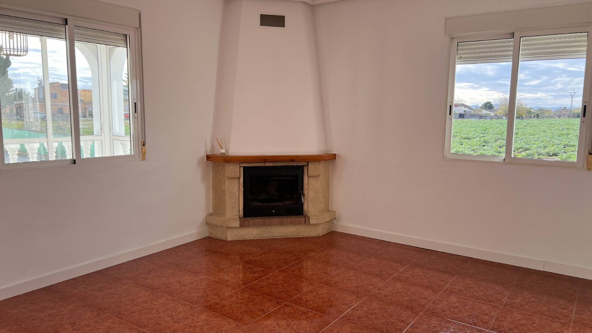 Second hand - Independent villa - Dolores