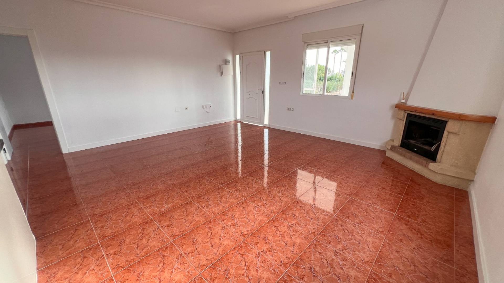 Second hand - Independent villa - Dolores