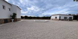 Second hand - Independent villa - Dolores