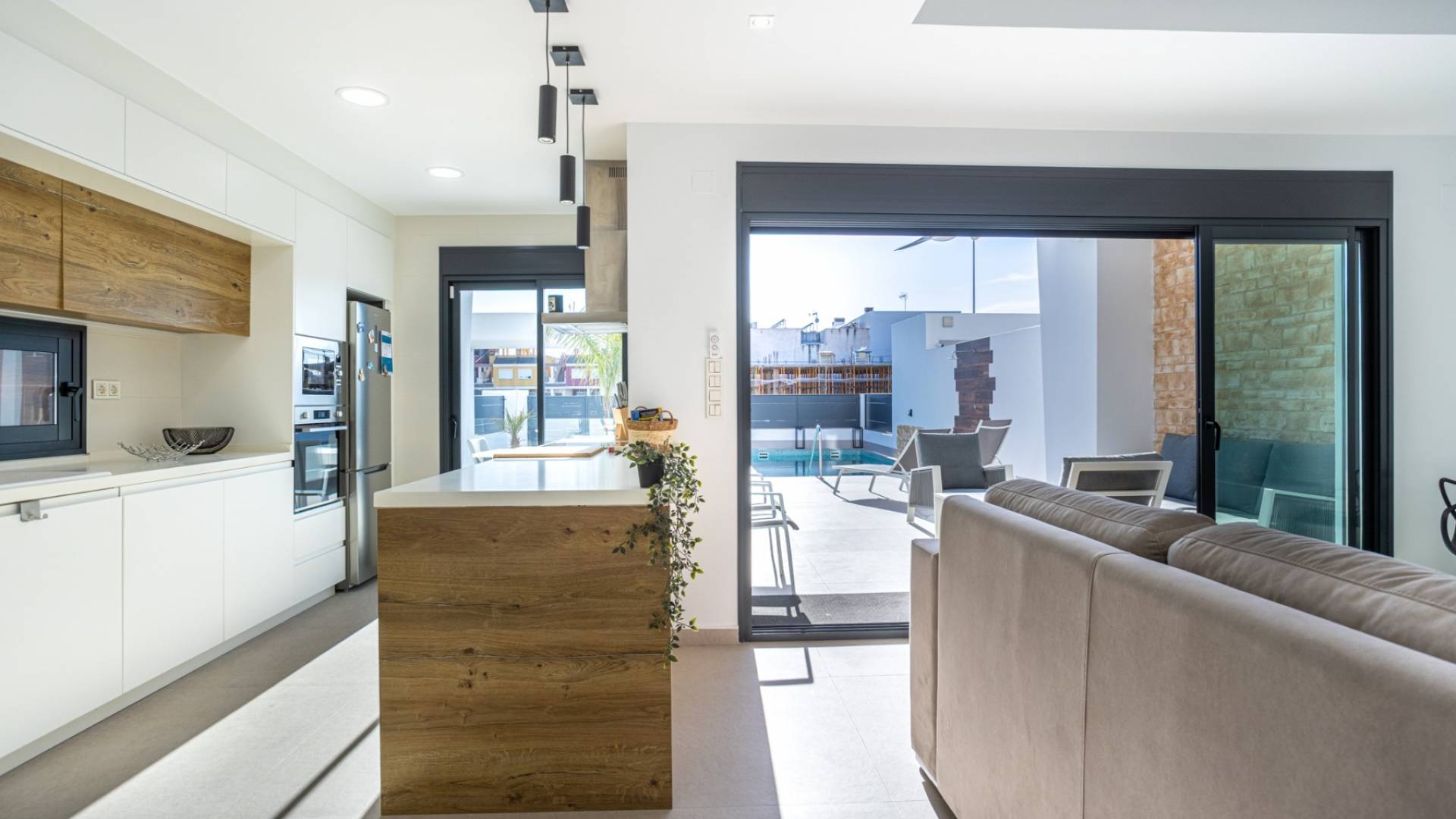 Second hand - Independent villa - Dolores