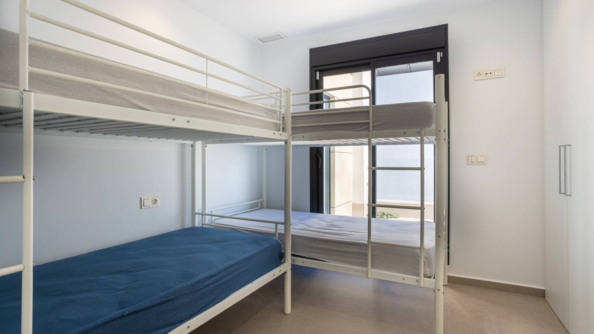 Second hand - Independent villa - Dolores