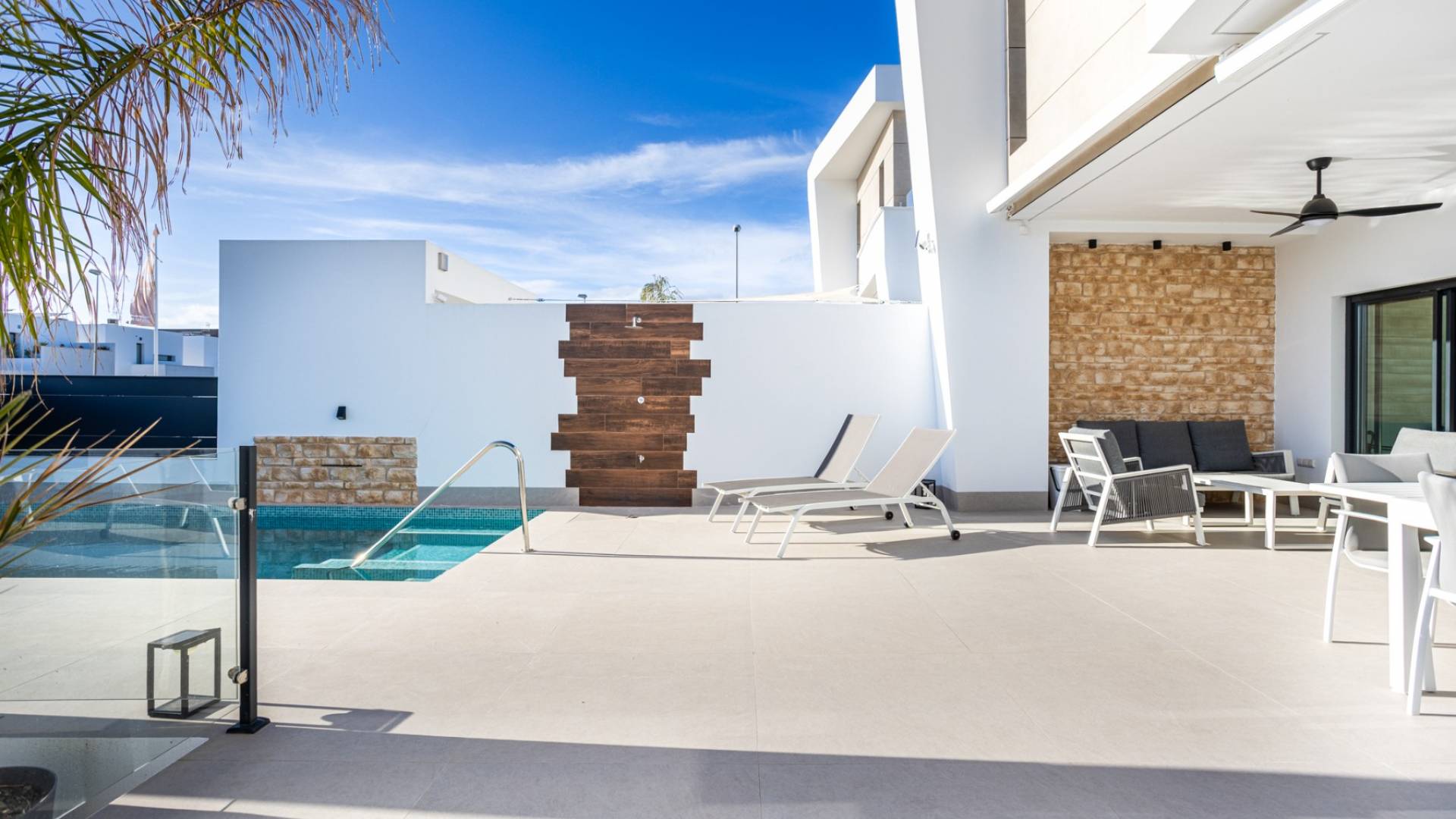 Second hand - Independent villa - Dolores