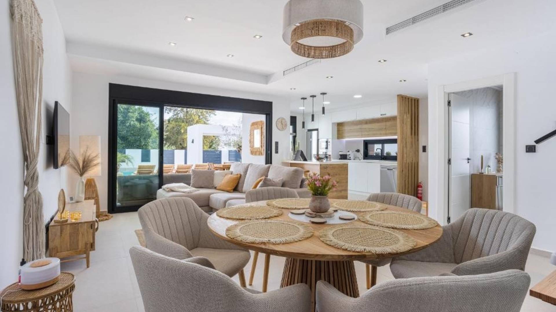 Second hand - Independent villa - Dolores